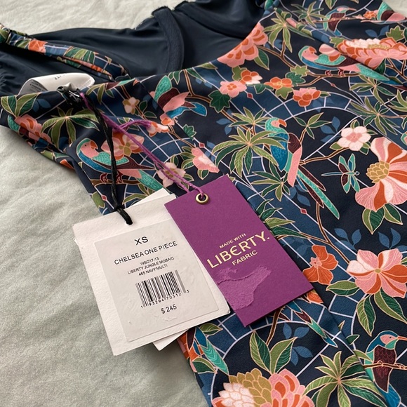 NWT ONIA Chelsea One Piece Bodysuit Swimsuit Navy Multi Jungle Mosaic - Picture 11 of 13